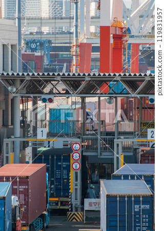 Ocean Container Transport Ocean Container Transport 119831957