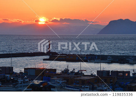 Sunrise of fishing port Sunrise of fishing port 119835336