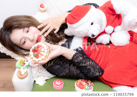 Santa's Cosplay 119835799