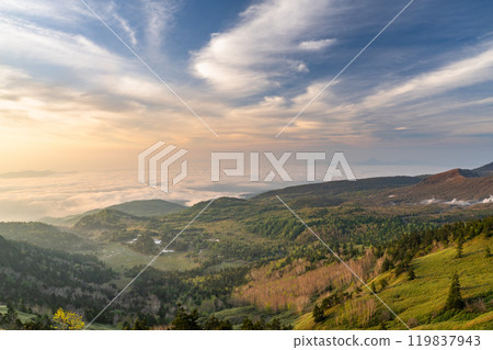 《Gunma Prefecture》 View of the highest point of the national highway at dawn in Shibutoge 119837943