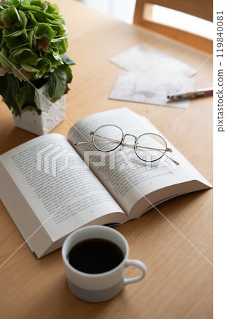 Morning coffee time Morning coffee time 119840081