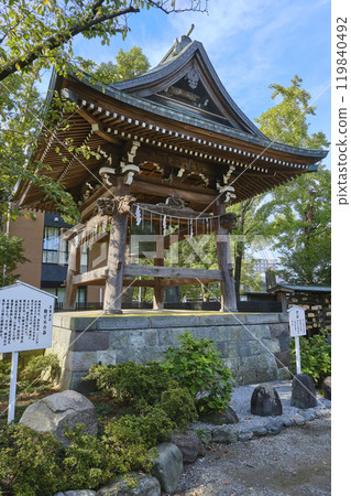 Bell tower of Katsushika Hachiman Shrine, Ichikawa City, Chiba Prefecture 119840492