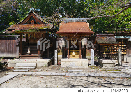 Kotohira Shrine, Prosperity Inari Shrine, Shoshoi Shrine (Kyoto Imperial Palace, Munakata Shrine), Kamigyo Ward, Kyoto City, Kyoto Prefecture 119842953