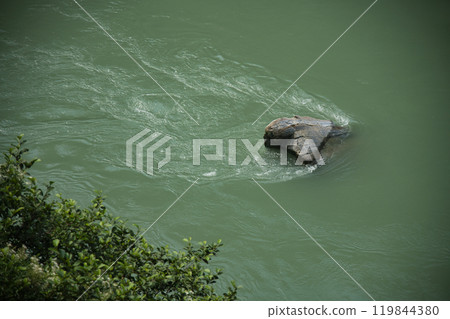 礫石（櫛田川）[三重縣松阪市飯高町] 119844380