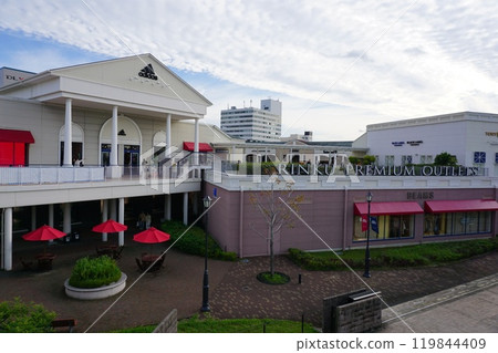 臨空高級奧特萊斯街景 臨空高級奧特萊斯街景 119844409