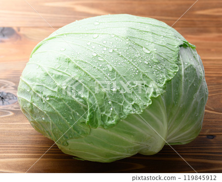 Fresh cabbage (wood grain background) 119845912