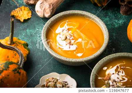 Vegetarian autumn pumpkin cream soup Vegetarian autumn pumpkin cream soup 119847677