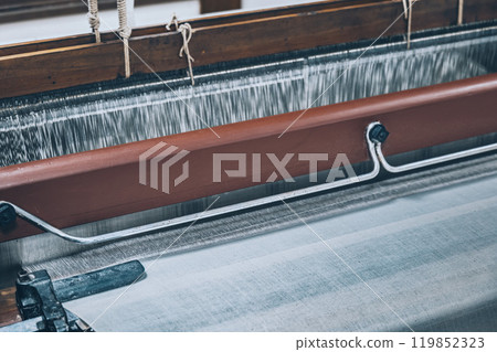 老式傳統手動有梭織機及其相關零件 119852323