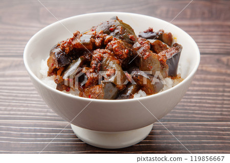 Mabo Eggukuro在米飯上 119856667