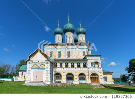 The Resurrection Cathedral in the city of Tutaev on the banks of the Volga River The Resurrection Cathedral in the city of Tutaev on the banks of the Volga River 119857366