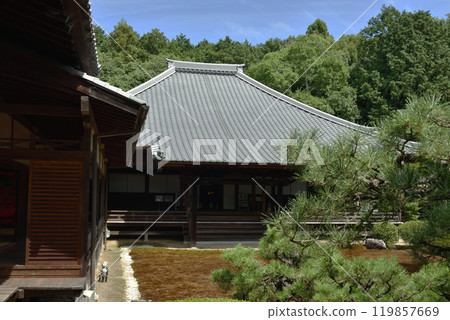 Zuishin-in Temple Main Hall and Garden (Yamashina Ward, Kyoto City) 119857669