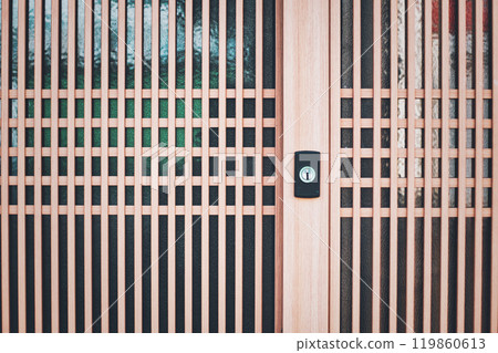 Lattice doors in Japanese-style architecture Lattice doors in Japanese-style architecture 119860613