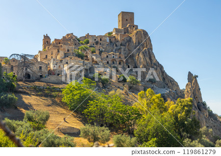 The abandoned village of Craco in Basilicata, Italy 119861279