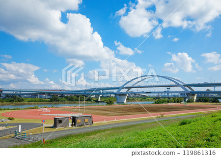 400m track and Kohoku Junction Goshikizakura Bridge 119861316