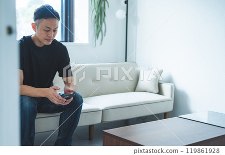 智能手機的人 119861928