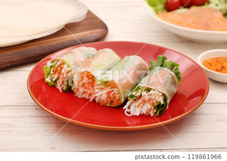Raw spring roll 119861966