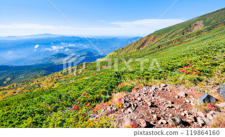 Climbing Mt. Ontake in autumn: View from the hiking trail (from the 8th station stone refuge hut to the summit of Otaki) 119864160