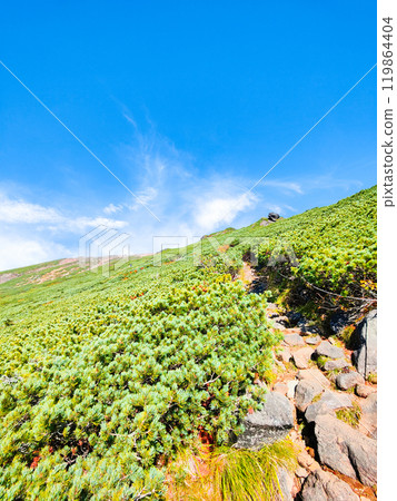 秋季攀登禦嶽山：八合目石室避難所～大瀧山頂 119864404