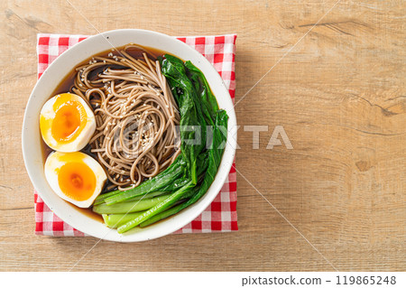 ramen noodles with egg - vegan or vegetarian food style ramen noodles with egg - vegan or vegetarian food style 119865248