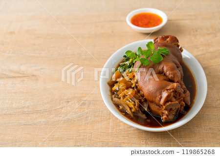 Stewed Pork Knuckle or Stewed Pork Leg 119865268