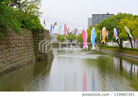 日本的100座大城堡/ Marugame城堡 日本的100座大城堡/ Marugame城堡 119865361