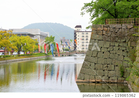 日本的100座大城堡/ Marugame城堡 日本的100座大城堡/ Marugame城堡 119865362