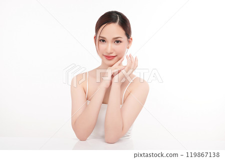 Beautiful young asian woman with clean fresh skin on white background, Face care, Facial treatment, Cosmetology, beauty and spa, Asian women portrait. 119867138