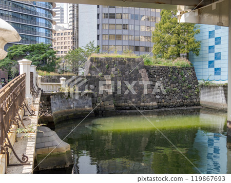 國家指定古蹟常盤橋門蹟和東京現存最古老的石橋常盤橋 國家指定古蹟常盤橋門蹟和東京現存最古老的石橋常盤橋 119867693