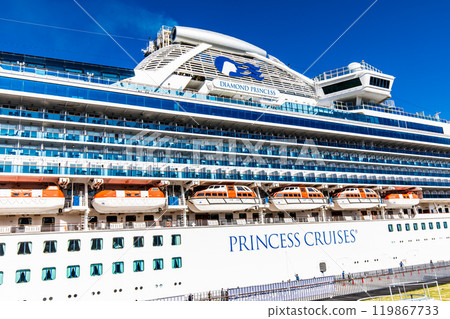 Nagasaki Port Cruise Ship Arrival (Diamond Princess) Matsugae Pier [Nagasaki City] 119867733