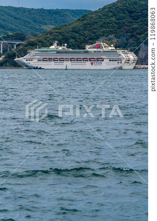 從神之島出發的長崎港客船抵達(夢想)【長崎市】 從神之島出發的長崎港客船抵達(夢想)【長崎市】 119868063