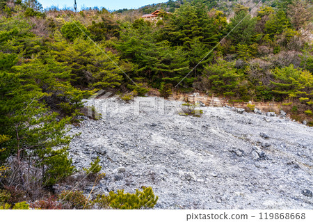 Unzen Hell: Former Hachiman Hell (Moon Hell) [Unzen City, Nagasaki Prefecture] 119868668