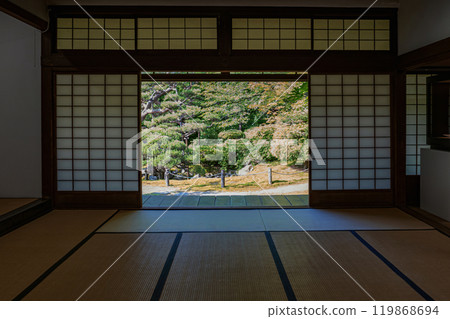View of the garden from the Shoin at Sakai Garden in Yamagata 119868694