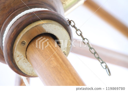 巴厘島池畔 119869780