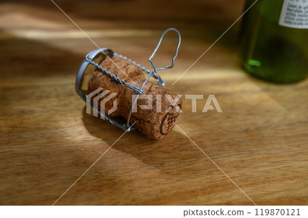 Natural Wine Corks, Recycled Corks 119870121