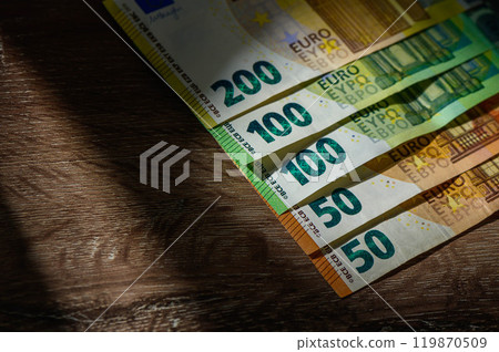 Euro banknotes with change, cash money 119870509