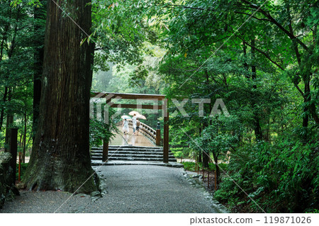 伊勢神宮內宮雨之風日比宮橋 伊勢神宮內宮雨之風日比宮橋 119871026