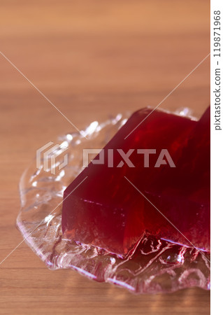 Delicious mountain grape agar jelly 119871968