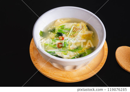 鬆軟的雞蛋湯 119876285