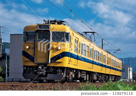 舞鶴線運行的福知山色113系列 舞鶴線運行的福知山色113系列 119879118