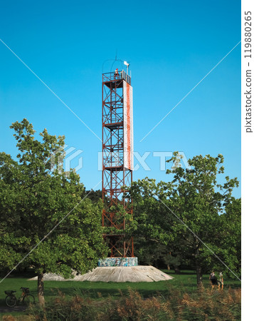 Metallic lighthouse near the Baltic sea Metallic lighthouse near the Baltic sea 119880265