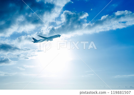 Aircraft ascending after takeoff 119881507