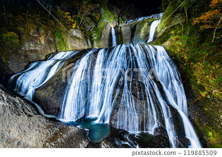 Ibaraki Fukuroda Falls Autumn leaves illumination 119885509