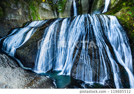 Ibaraki Fukuroda Falls Autumn leaves illumination 119885512