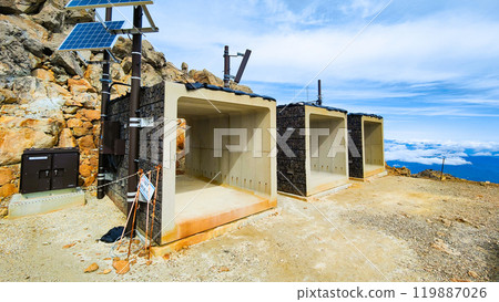 Climbing Mt. Ontake in Autumn: Kengamine Evacuation Shelter Climbing Mt. Ontake in Autumn: Kengamine Evacuation Shelter 119887026