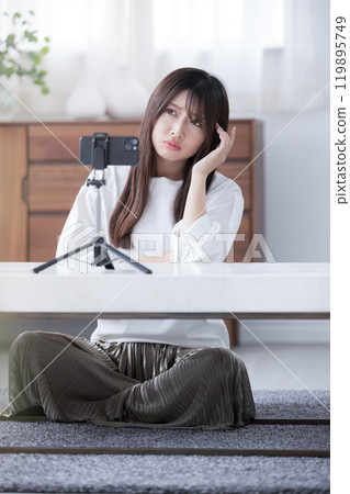 一位影片主播擔心影片和直播成長乏力的圖片 119895749