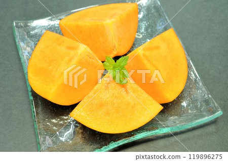 福岡縣產的秋生甜柿 119896275