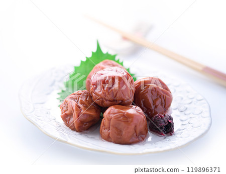 Kishu Nanko Plums Pickled in Shiso (White Background) Kishu Nanko Plums Pickled in Shiso (White Background) 119896371