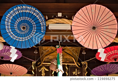 五顏六色的傘 119898275