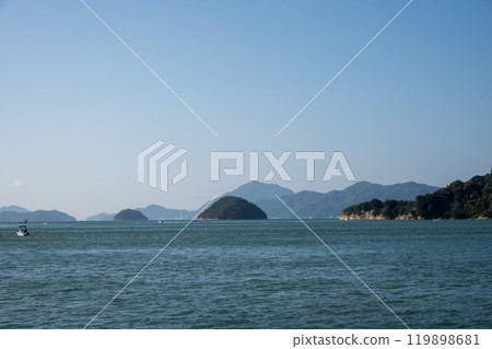 日本廣島縣竹原市大久野島的悲傷而美麗的風景 119898681