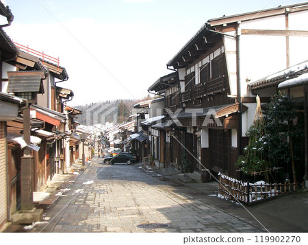 富山縣八尾町詰訪町本通(日本百佳公路之一) 富山縣八尾町詰訪町本通(日本百佳公路之一) 119902270